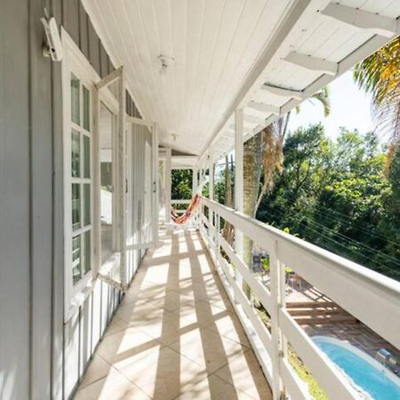 Gray House - Com Piscina Pertinho Do Mar! Βίλα Palhoça Εξωτερικό φωτογραφία
